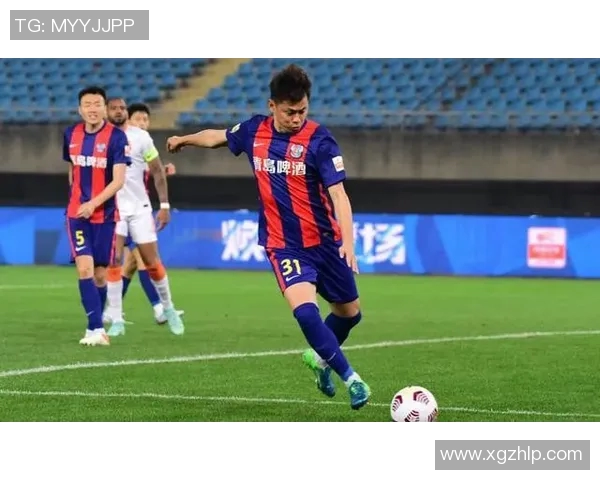 重庆足球队技术争议引发热议球迷与专家各抒己见探讨未来发展方向 重庆足球队技术争议引发热议球迷与专家各抒己见探讨未来发展方向