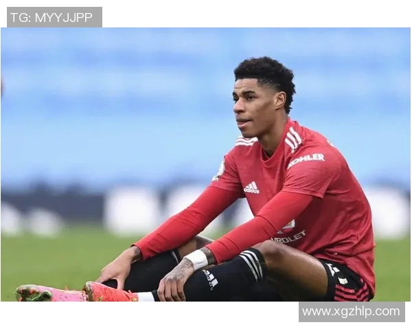 足球明星因护照问题遭拘留引发球迷热议与媒体关注 足球明星因护照问题遭拘留引发球迷热议与媒体关注